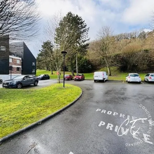 A Pied - Calme, Balcon & Parking Prive